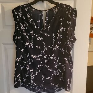 Very Cute Nine West Top